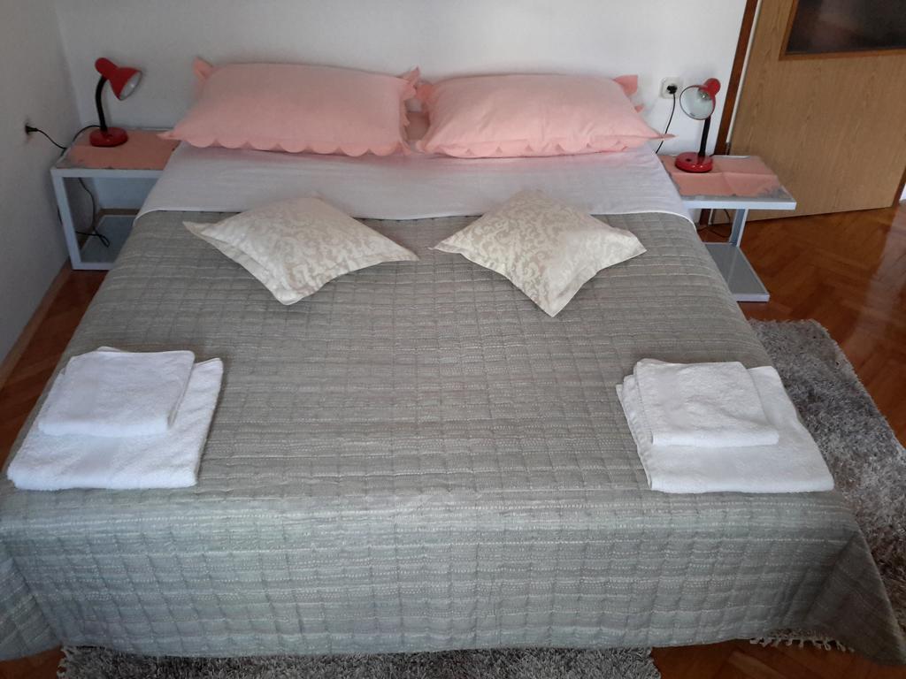 Kamena Apartment & Studio มาคาร์สกา ห้อง รูปภาพ