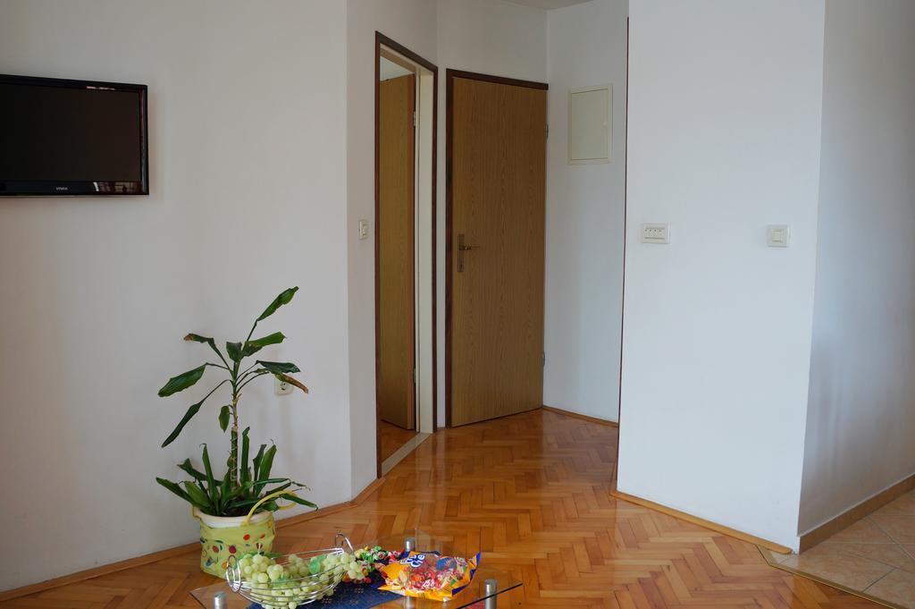 Kamena Apartment & Studio มาคาร์สกา ภายนอก รูปภาพ