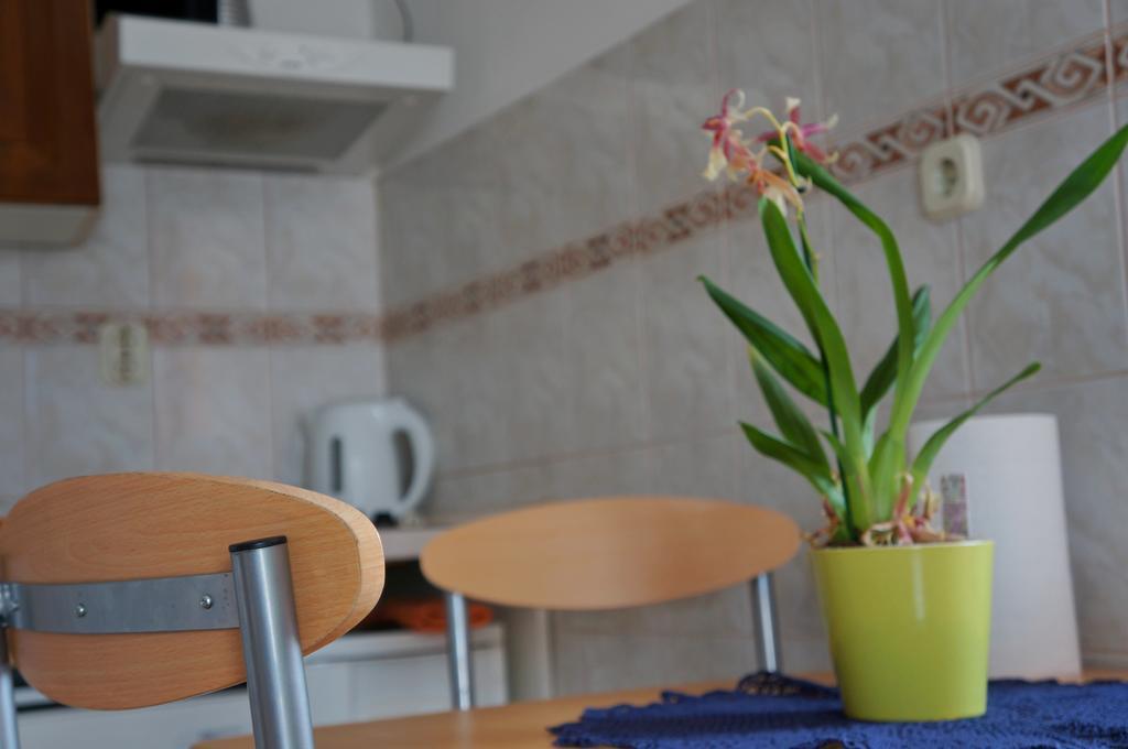 Kamena Apartment & Studio มาคาร์สกา ภายนอก รูปภาพ