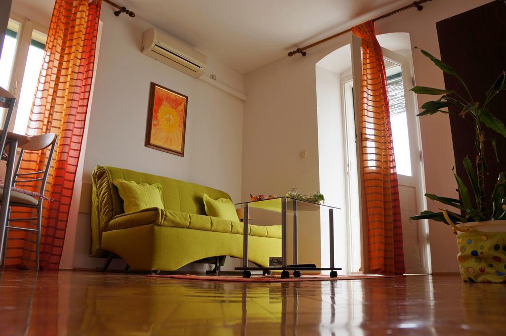 Kamena Apartment & Studio มาคาร์สกา ภายนอก รูปภาพ